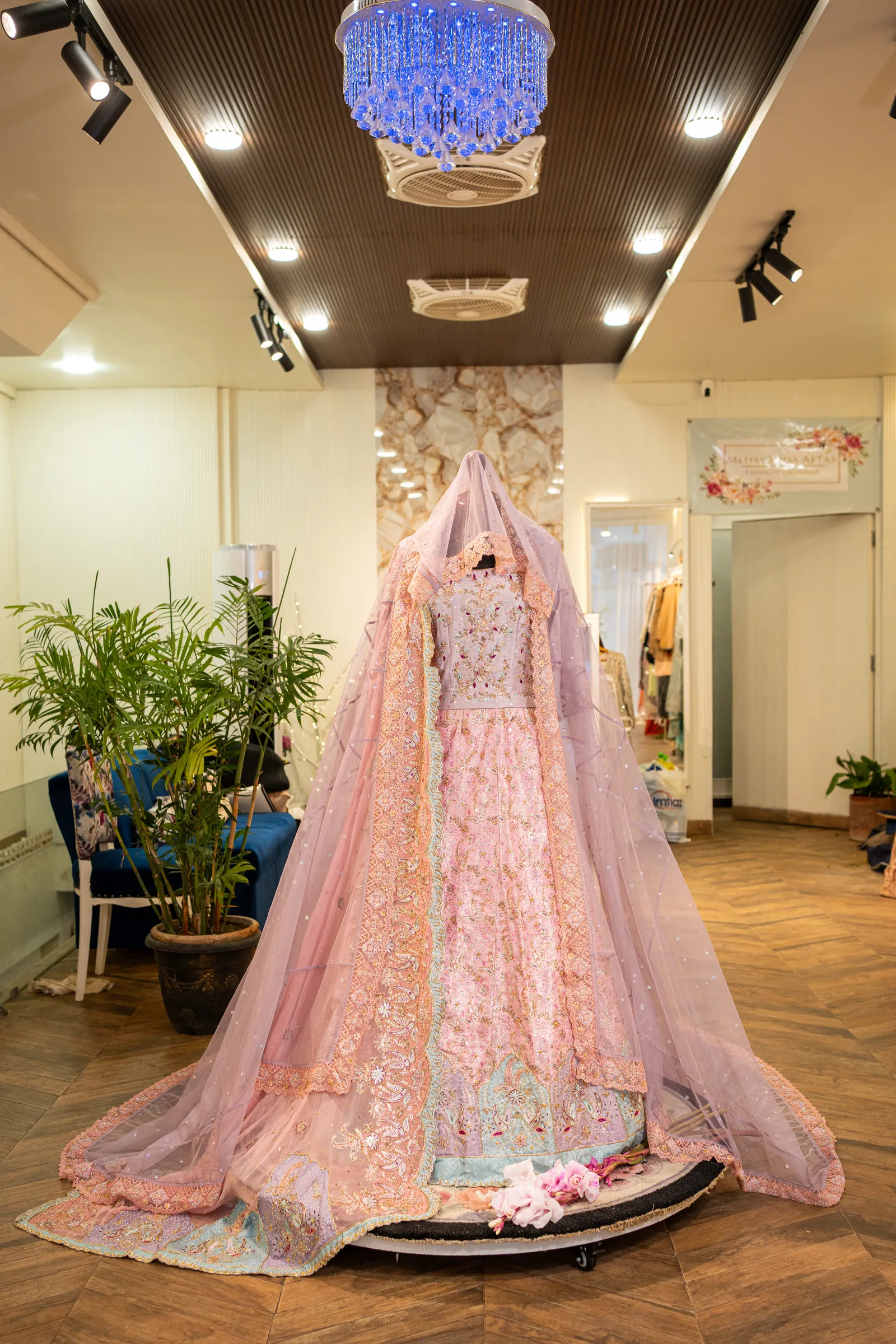 Mehmooda Aftab Grand Bridal Heirloom